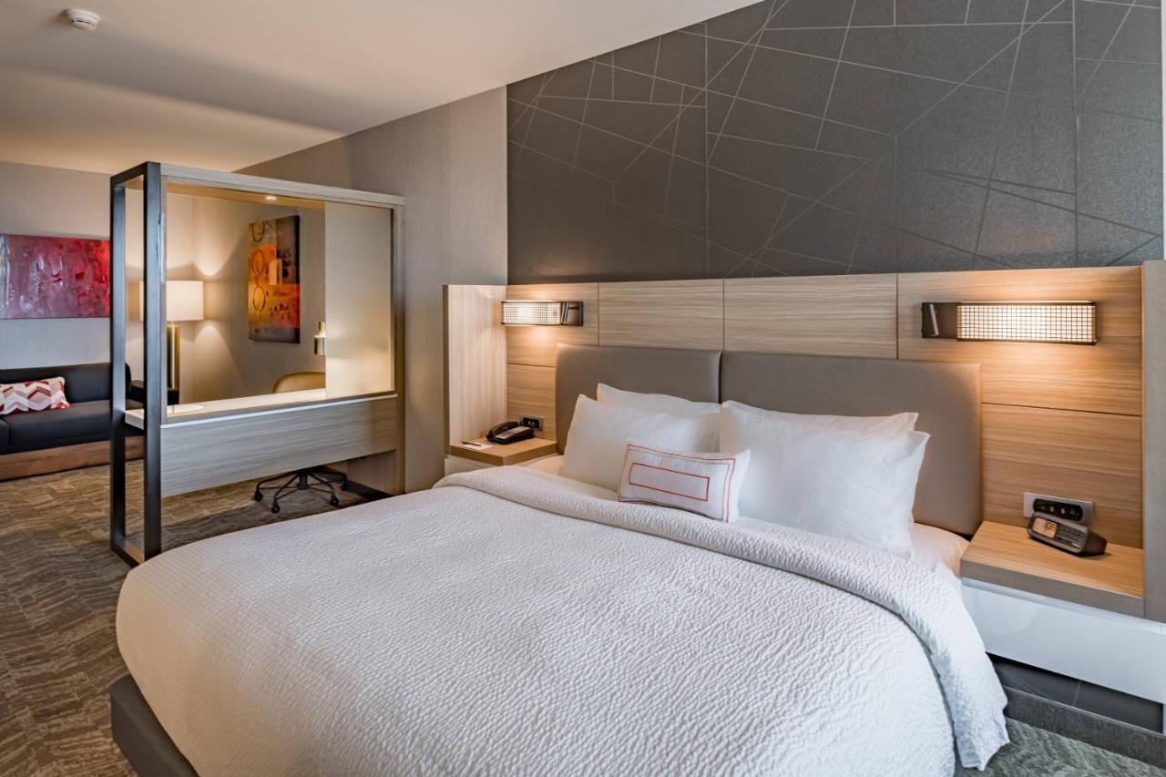 Springhill Suites Dallas Central Expressway Exteriér fotografie