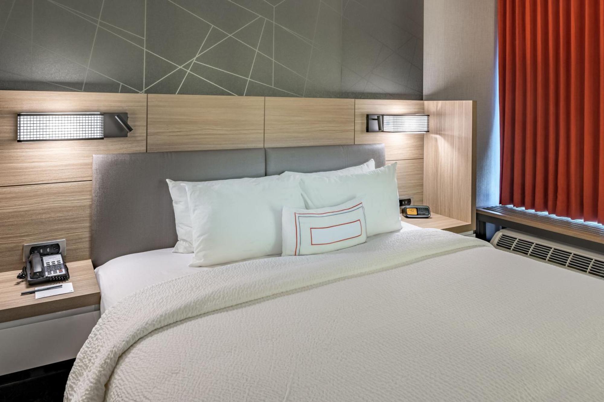 Springhill Suites Dallas Central Expressway Exteriér fotografie